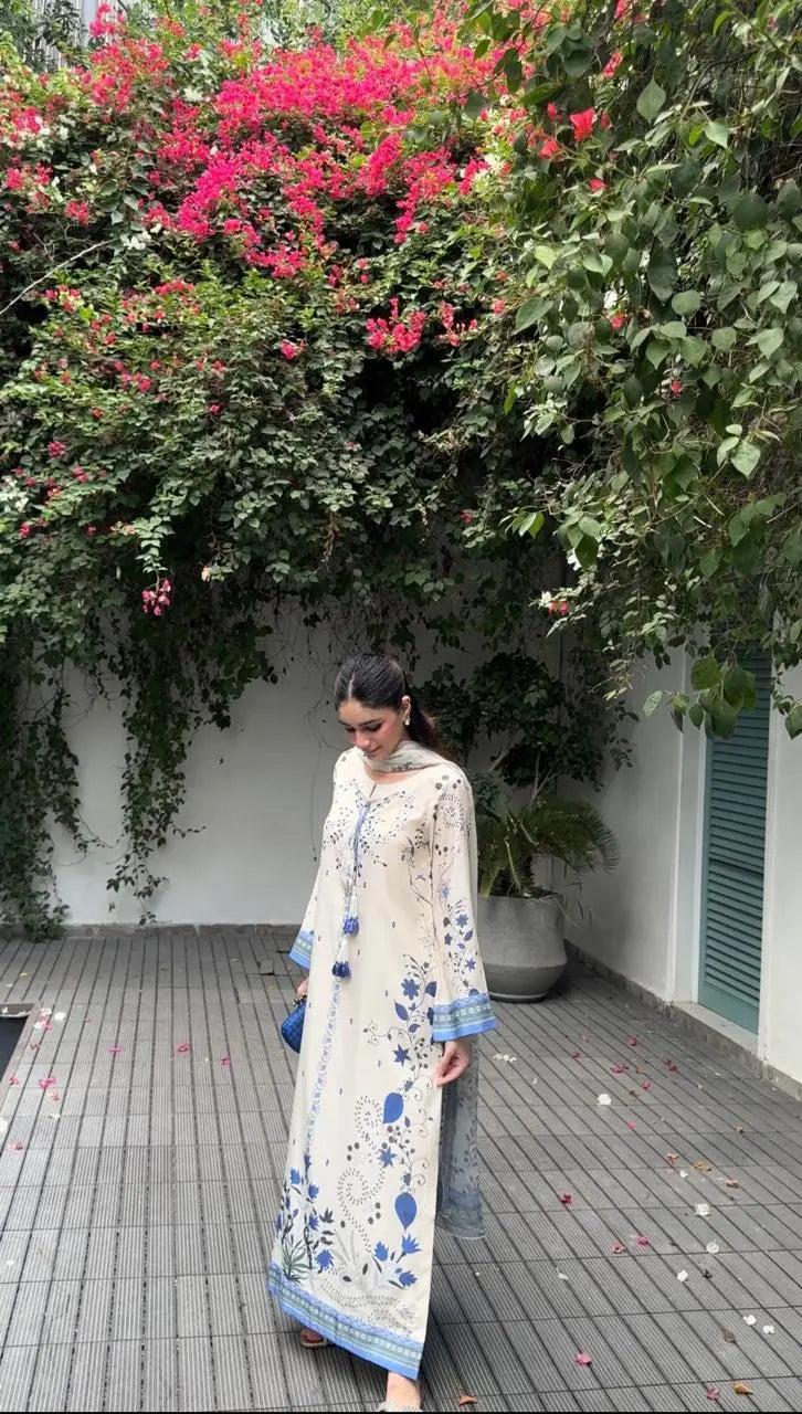 Ivory Knots – 3 Piece Ready to Wear