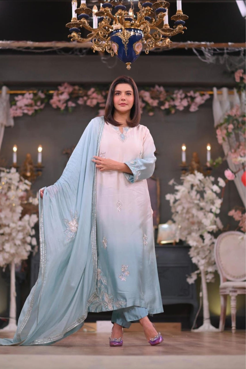 Frozen Mist & Pearl Glow outfit