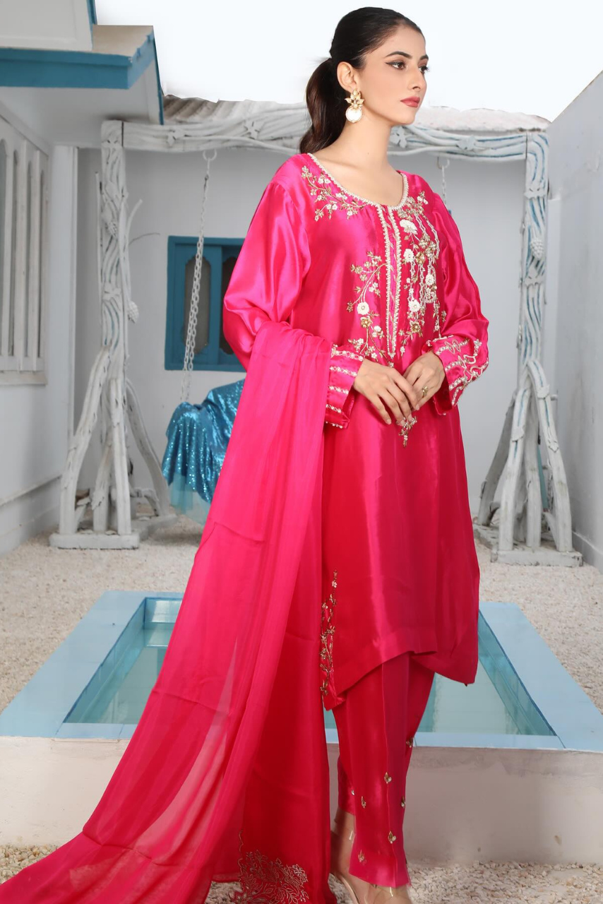 Hot Pink Sheesha Silk Statement