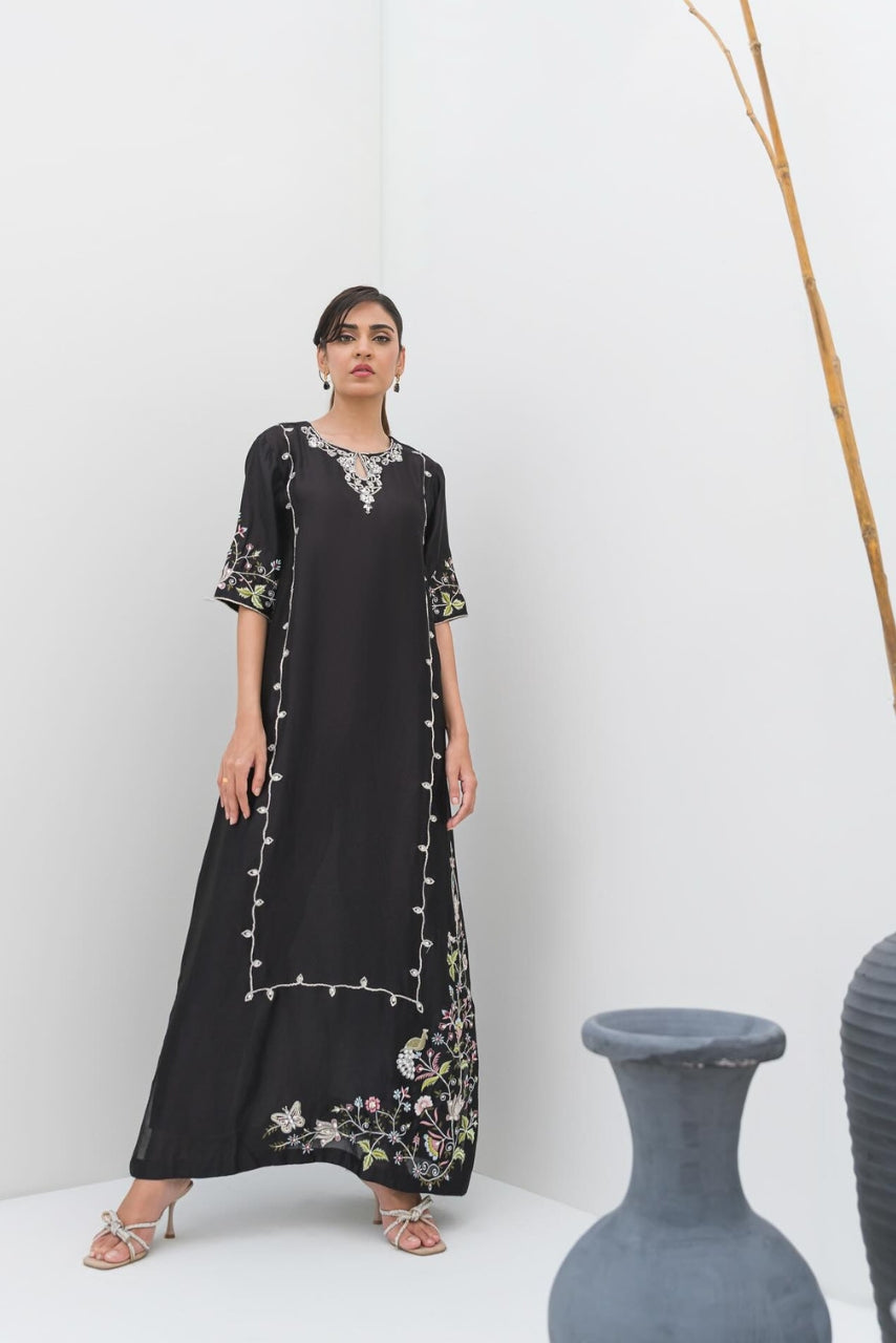 Black kaftan in Pure Sheesha Silk — timeless & luxurious