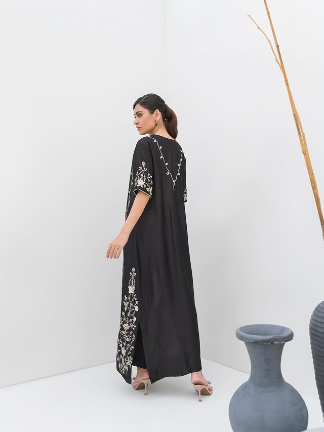 Black kaftan in Pure Sheesha Silk — timeless & luxurious