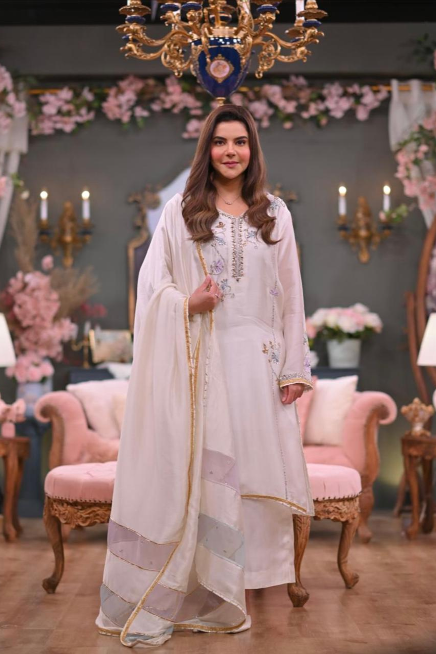 Ivory 3-Piece Luxury Ensemble