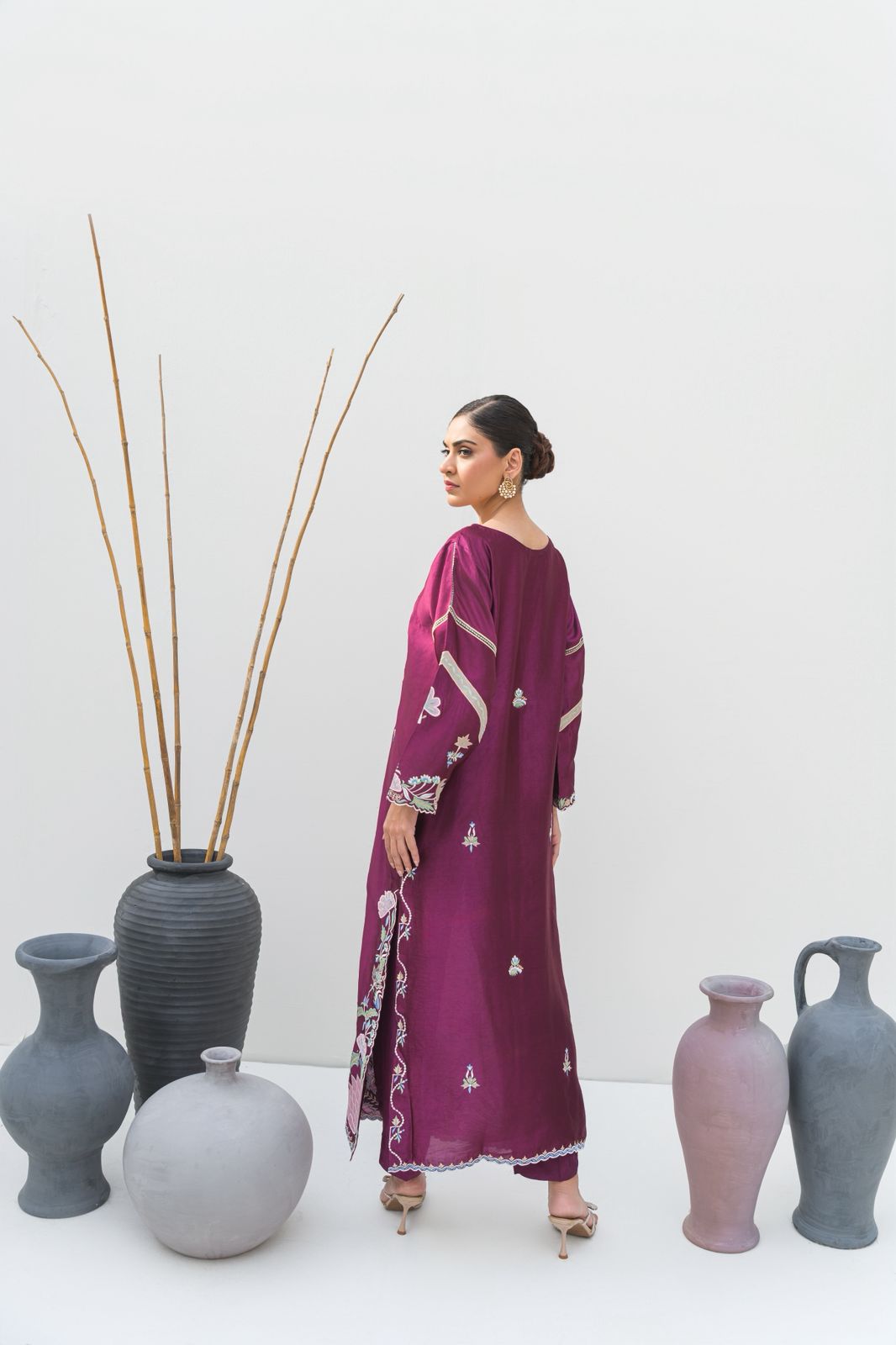 Deep Majenta Kaftan – A statement of regal grace