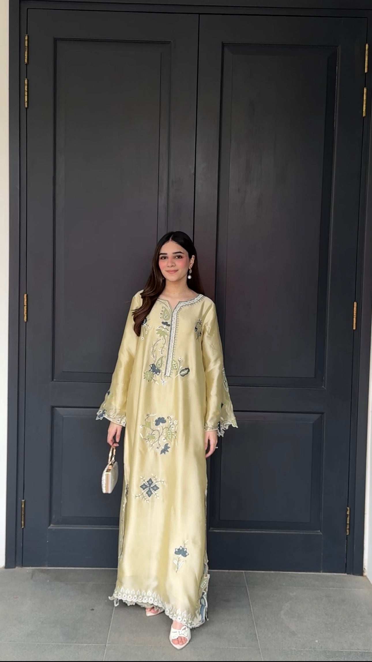 Meher – Light Pistachio Gold Embroidered Luxe Pret
